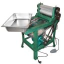 elektricky-lis-na-mezisteny-se-stolem-1.jpg_product Elektrický lis na mezistěny Thumb