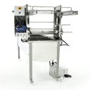 W2092_Wstol-do-odsklepiania-z-odsklepiarka-ze-slizgami-230v-z-wytwornica-pary-minima-line.jpg_product_product_product_product Stůl odvíčkovací s řetězovým podavačem 230V, s uzavřeným oběhem – MINIMA Thumb