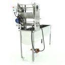 W2092SWstol-do-odsklepiania-z-odsklepiarka-ze-slizgami-230v-z-wytwornica-pary-minima-line.jpg_4 Stůl odvíčkovací s podávacími lištami 230V, s vyvíječem páry – MINIMA Thumb