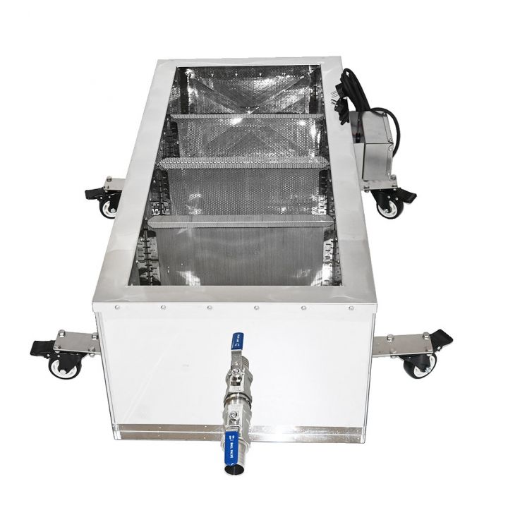 Nádoba na med s kaskádovým sítem a krytem Mellarius