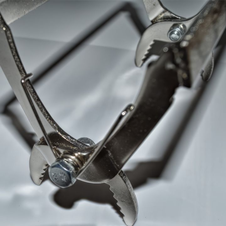 Kleště zvedací na vyjmutí rámků