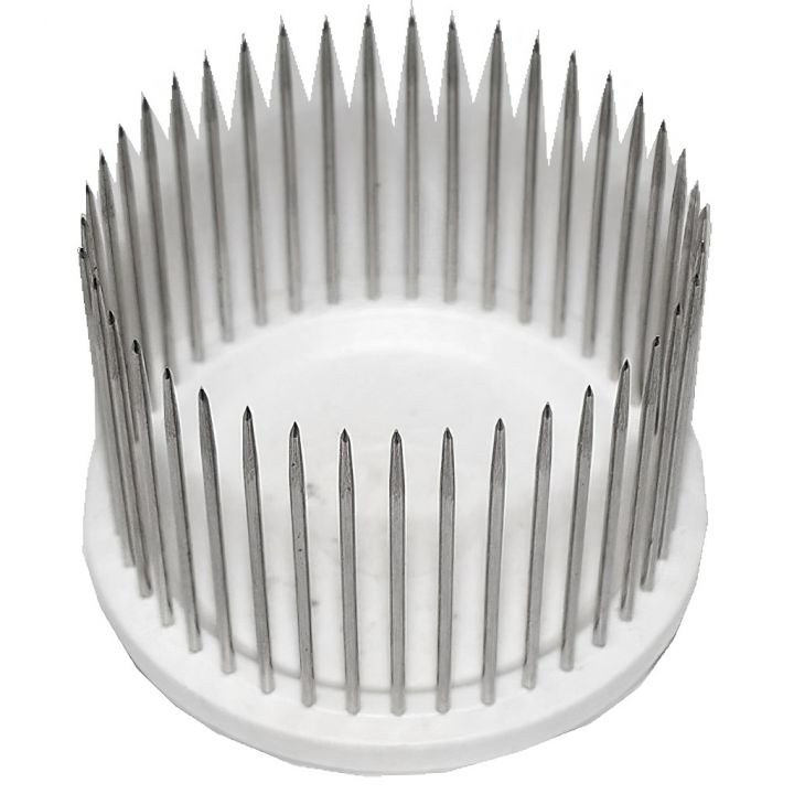 Jehlová poklopka na odchyt matek