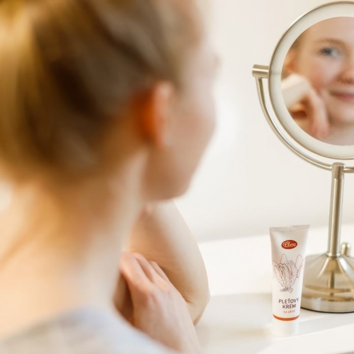 pleva-krem-a-voda-02.jpg_1 Pleva pleťový krém a voda na akné