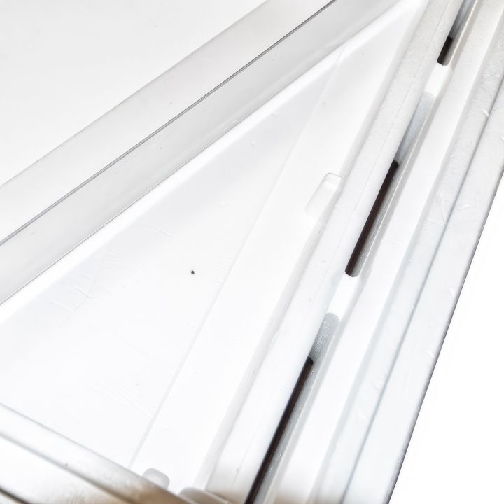 krmitko-pse-lang-01.jpg_product Polystyrenové stropní krmítko Langstroth 10 r.