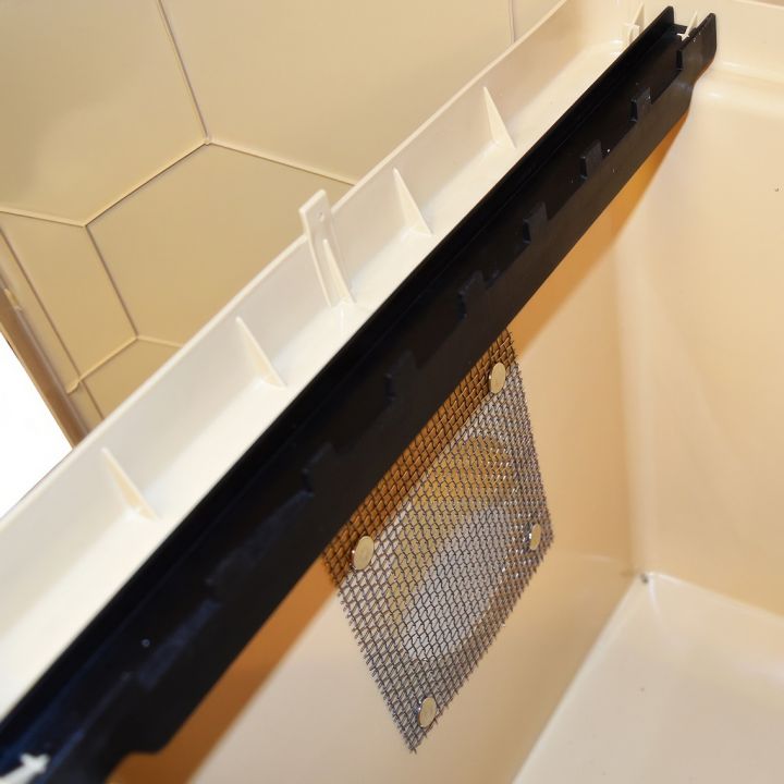 Univerzální bedna s větráním na 8 rámků - plast