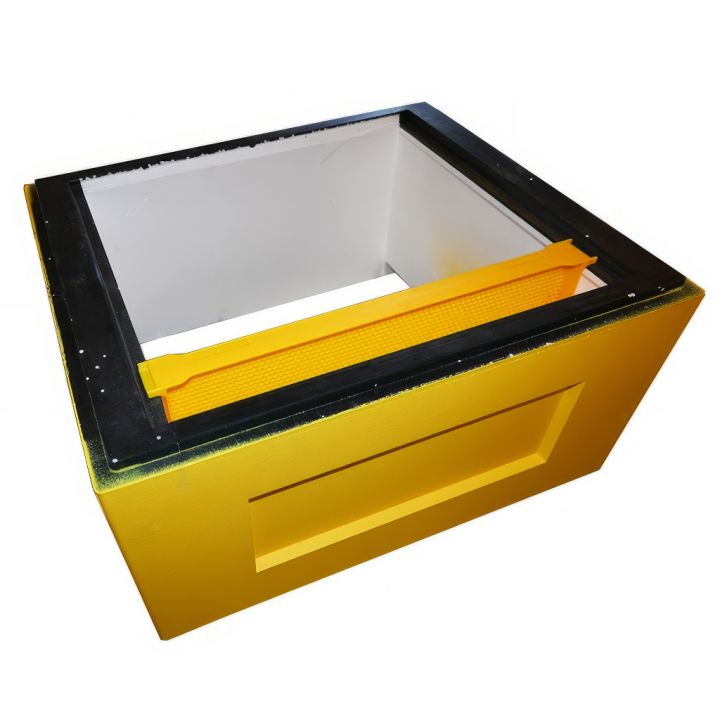 ul-lang-polystyren-01.jpg_product_product_product_product_product_product_product_product_product_product_product_product_prod Nástavek 39 x 24 na polystyrenový úl Lysoň - žlutý