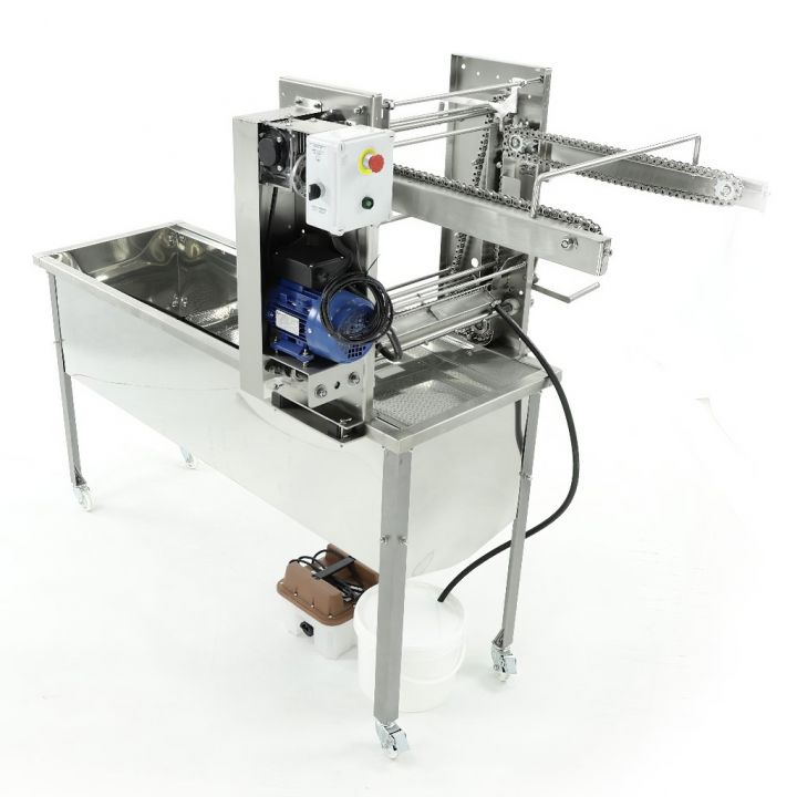 W2092_Wstol-do-odsklepiania-z-odsklepiarka-ze-slizgami-230v-z-wytwornica-pary-minima-line.jpg_product Stůl odvíčkovací s řetězovým podavačem 230V, s vyvíječem páry Lysoň MINIMA