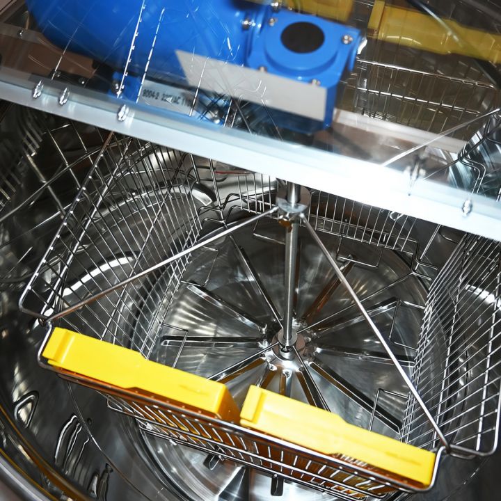 Medomet Mellarius MaxiLine 4 r. s 230V el. pohonem P64