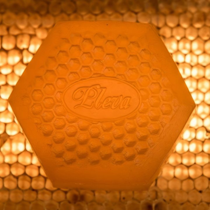 mydlo-ktere-pohladi-pleva-02.jpg_1 Pleva mýdlo které pohladí - 100g