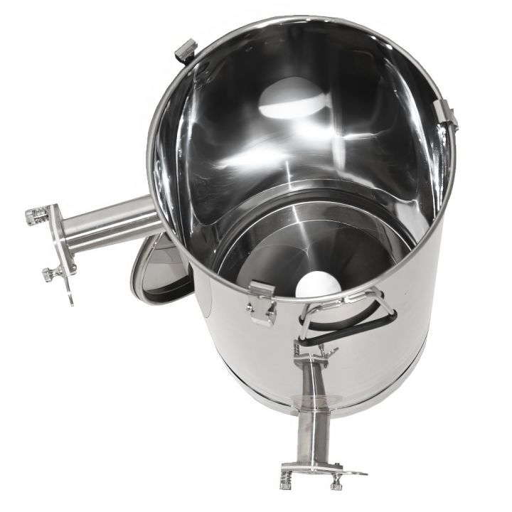 mellarius-max-50-2-kohouty-konicky-sita-05.jpg_1 Stáčecí a čeřící nádoba Mellarius MaxiLine 50 kg s kónickým dnem