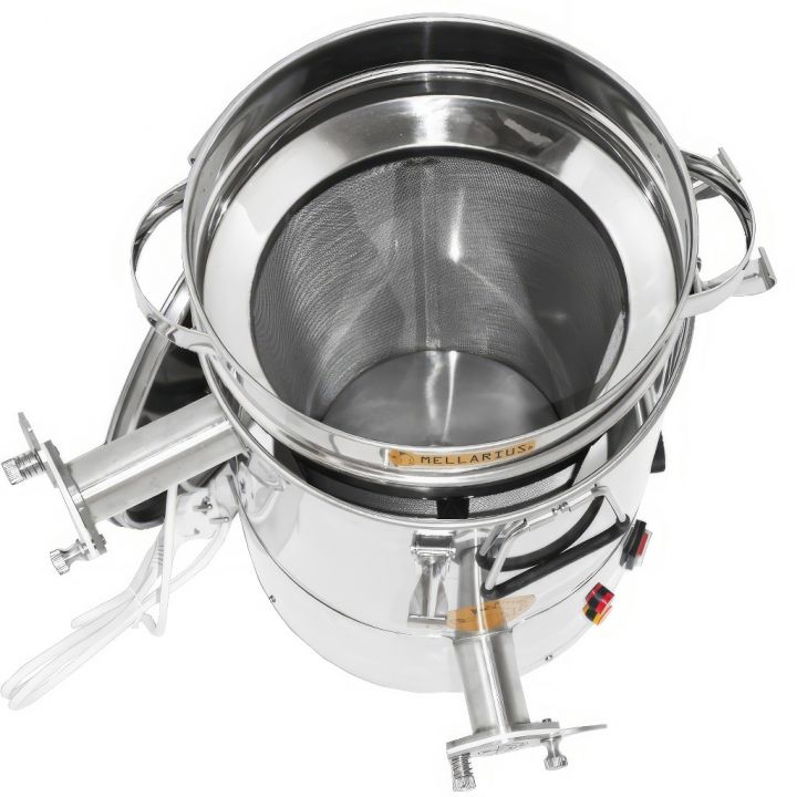 M5650-staceci-cer-maxi-ohrev-2koh-sito-065.jpg_1 Stáčecí a čeřící nádoba Mellarius MaxiLine 35 kg s integrovaným topným tělesem