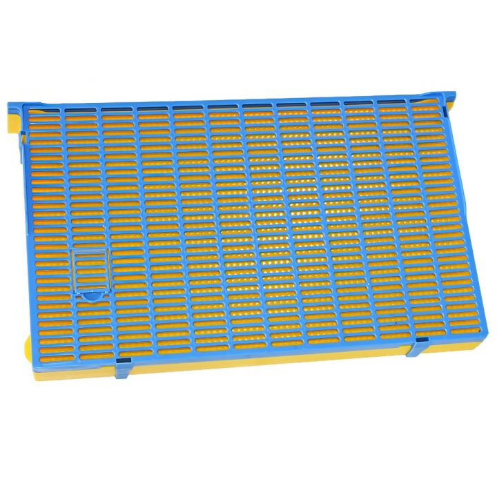 klicky-na-varroa-pok-02.jpg_1 Klícka - izolátor pro boj s varoázou 39x24