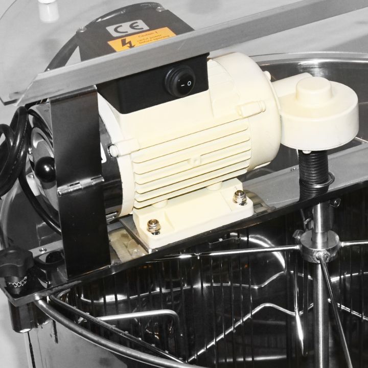 M137-medomet-s-nadobou-optiline-4r-elektricky-09.jpg_1 Medomet s nádobou Mellarius OptiLine 4 r. s 230V el. pohonem P52