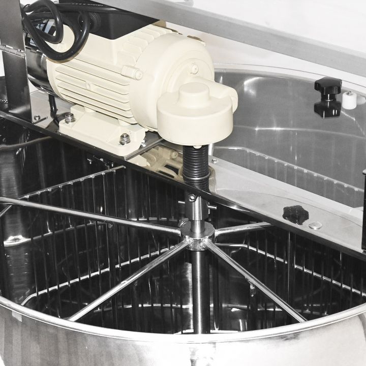 M129-medomet-s-nadobou-optiline-5-10r-elektricky-13.jpg_1 Medomet s nádobou Mellarius OptiLine 5/10 r. s 230V el. pohonem P52