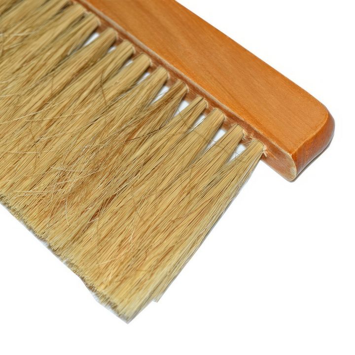 bee-brush-pr-s-drz-02.jpg_product Smetáček s rukojetí - Bee Brush - přírodní - DE
