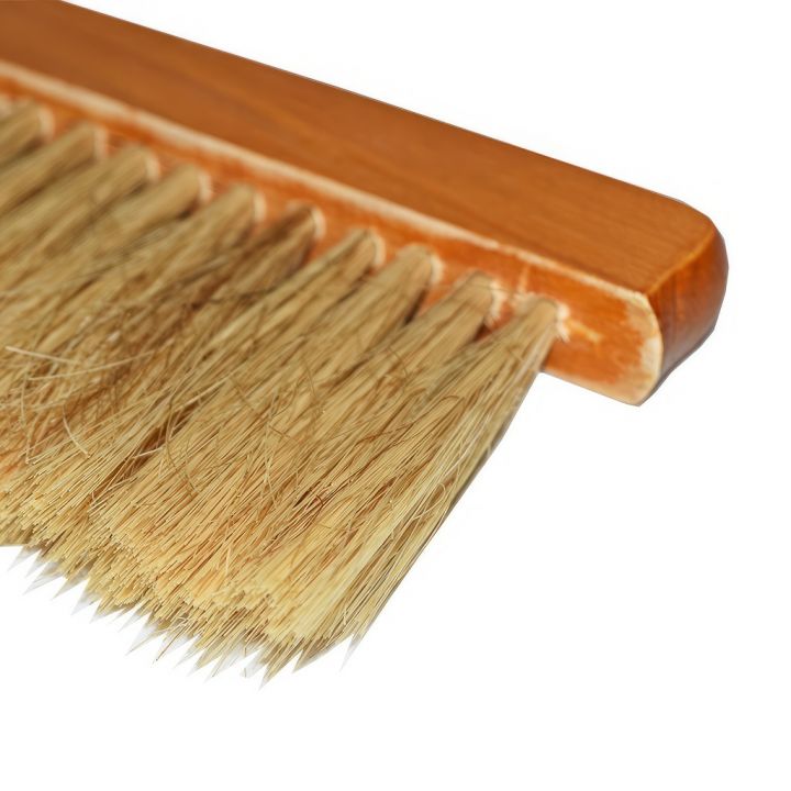 bee-brush-pr-s-drz-02.jpg_product Smetáček s rukojetí - Bee Brush - přírodní - DE