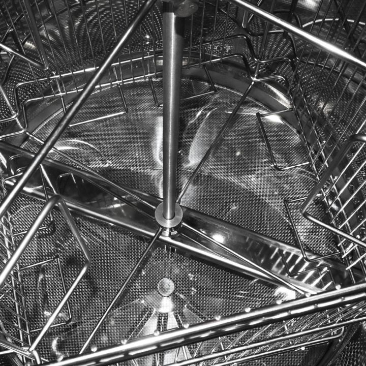 M127-medomet-s-nadobou-optiline-4r-rucni-11.jpg_1 Medomet s nádobou Mellarius OptiLine 4 r. ruční P52