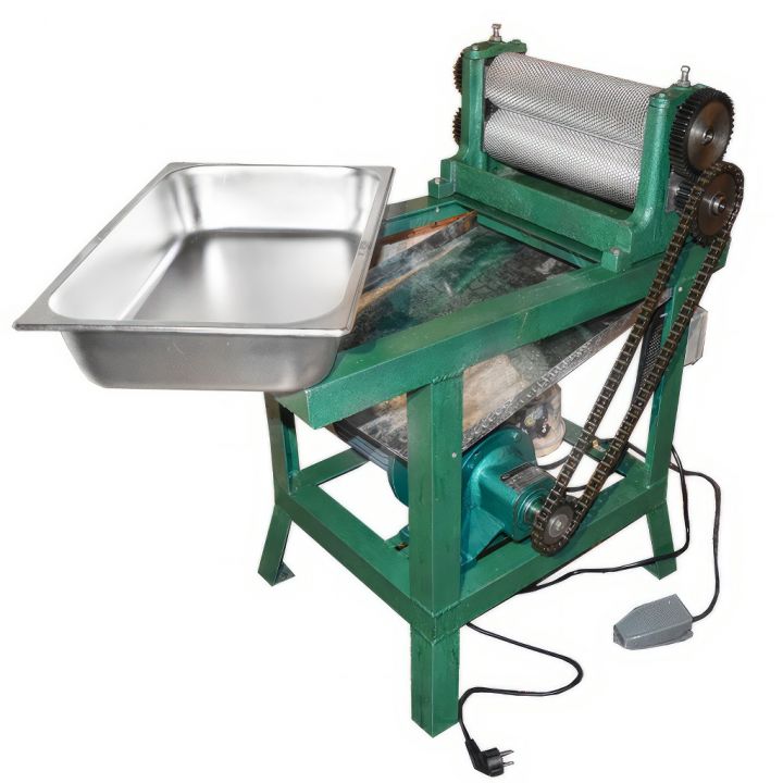 elektricky-lis-na-mezisteny-se-stolem-1.jpg_product Elektrický lis na mezistěny