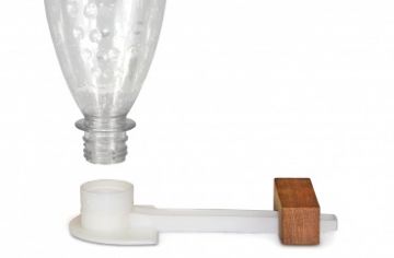 Napáječka na PET láhev do česna BE-EQ