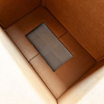 Krabice na oddělky 39 x 24 - rozložená + síťka