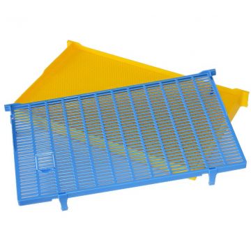 Klícka - izolátor pro boj s varoázou 39x24